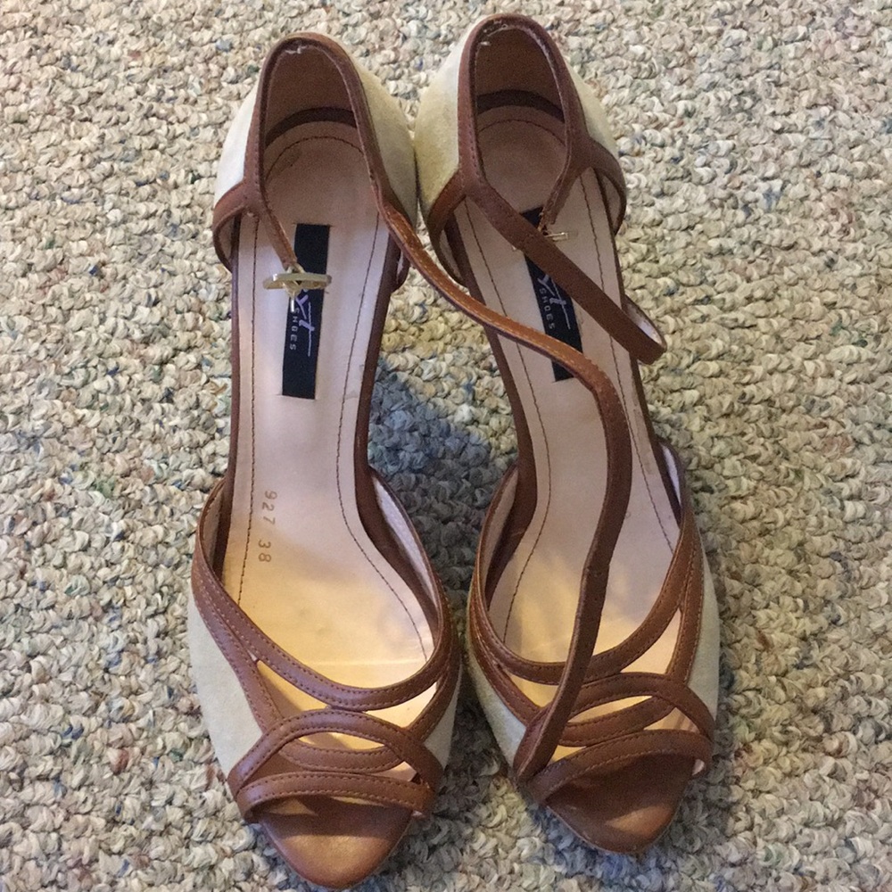 Dress sandals